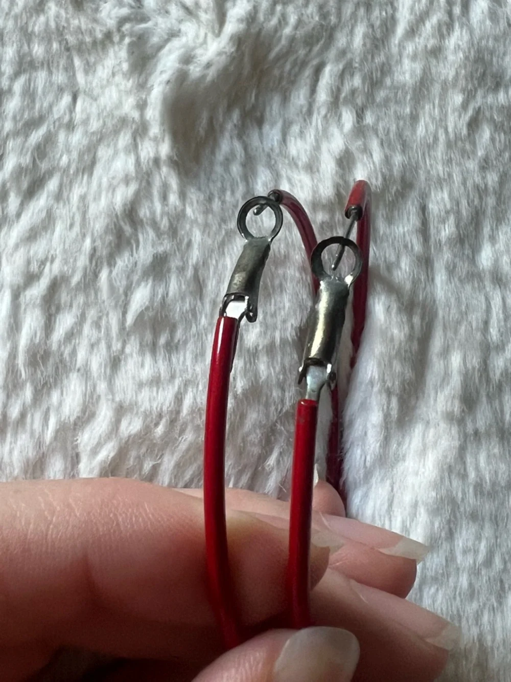 Red Hoop Earrings – Sleek Women’s Everyday Hoops - Picture 3 of 4